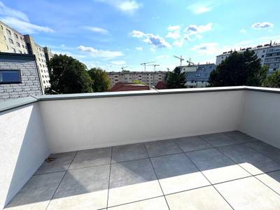 ERSTBEZUG - TEIL- ODER VOLLMÖBLIERT - BALKON - LUFTWÄRMEPUMPE - KELLER - KÜCHE - U-BAHN!!