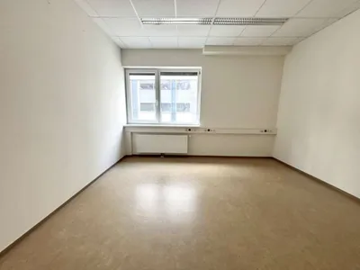 10-Zimmer-Gewerbeimmobilie mieten in Wiener Neustadt – 313 m², € 3.827 – Bild 16 von 25