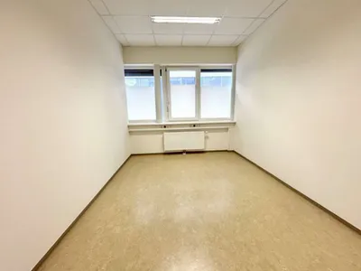 10-Zimmer-Gewerbeimmobilie mieten in Wiener Neustadt – 313 m², € 3.827 – Bild 17 von 25