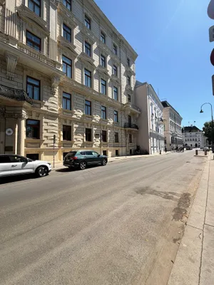 5-Zimmer-Wohnung mieten in Wien – 232,9 m², € 7.147 – Bild 47 von 51