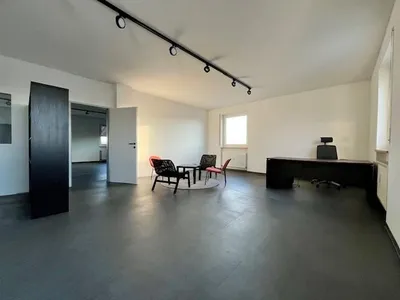 Gewerbeimmobilie mieten in Linz Land – 126 m², € 1.513 – Bild 6 von 13