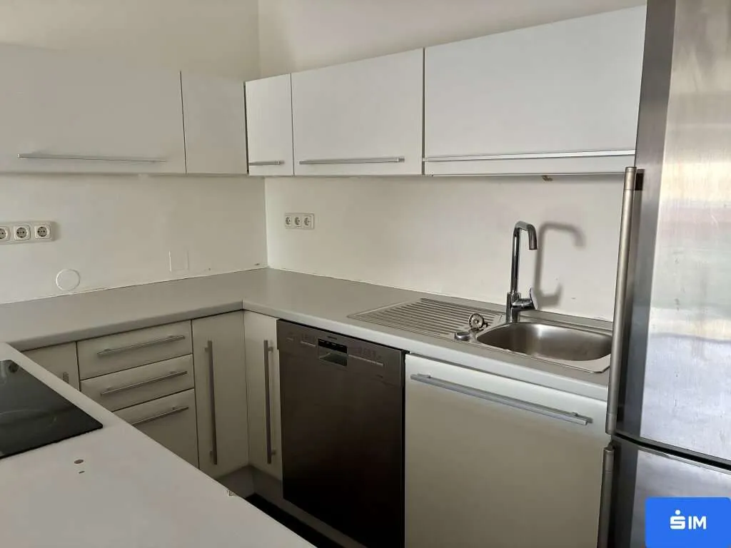3-Zimmer-Altbauwohnung mit Balkon - Ansicht 2