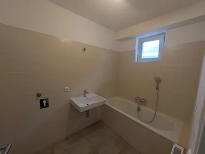 2-Zimmer-Wohnung mieten in Gmunden – 53 m², € 915 – Bild 4 von 8