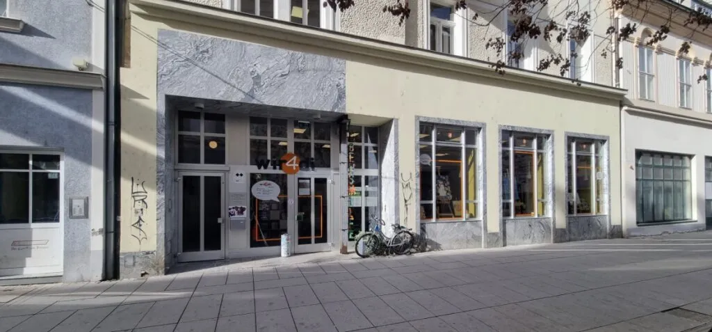 MIETE mit KAUFOPTION - charmante Wohnung; Moderne trifft Klassik über den Dächern von Wr. Neustadt! - Ansicht 3