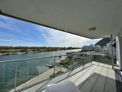 Traumhafte Terrassenwohnung in der "Ersten Reihe" am Wasser – Bild 2