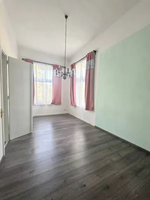 5-Zimmer-Wohnung mieten in Baden – 150 m², € 2.350 – Bild 11 von 23