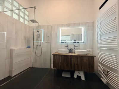 5-Zimmer-Wohnung mieten in Baden – 150 m², € 2.350 – Bild 8 von 23