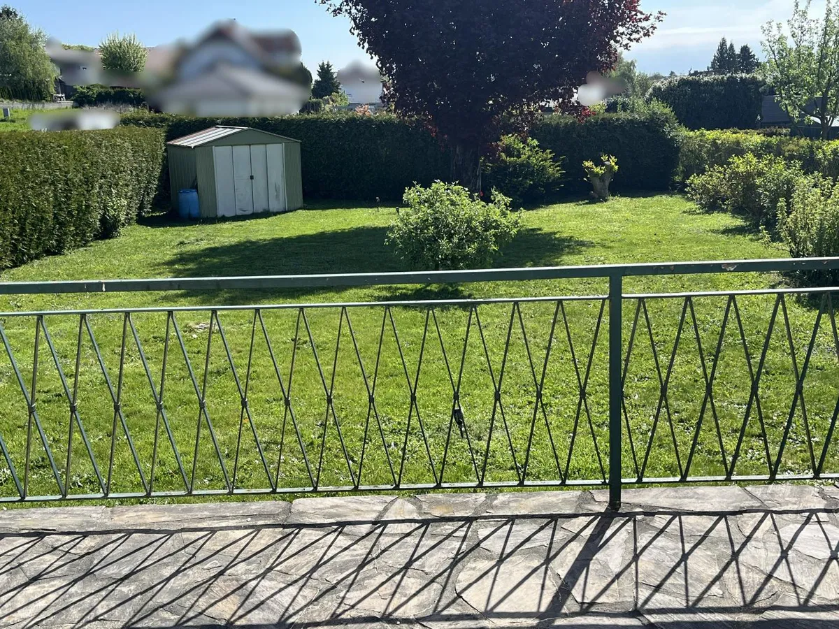 Einfamilienhaus in Wohnlage - neue Eigentümer gesucht! - Ansicht 3