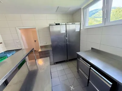 4-Zimmer-Gewerbeimmobilie mieten in Zell am See – 110 m², € 2.300 – Bild 8 von 11