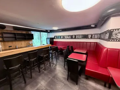 4-Zimmer-Gewerbeimmobilie mieten in Zell am See – 110 m², € 2.300 – Bild 7 von 11