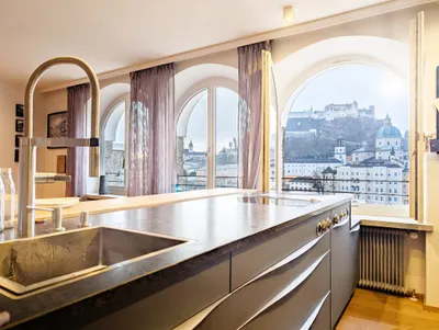 Wohnung mieten in Salzburg Stadt – 115 m², € 2.672 – Bild 2 von 3