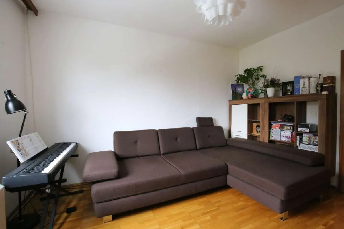 Günstige, zentral gelegene 3-Zimmerwohnung - Ansicht 2