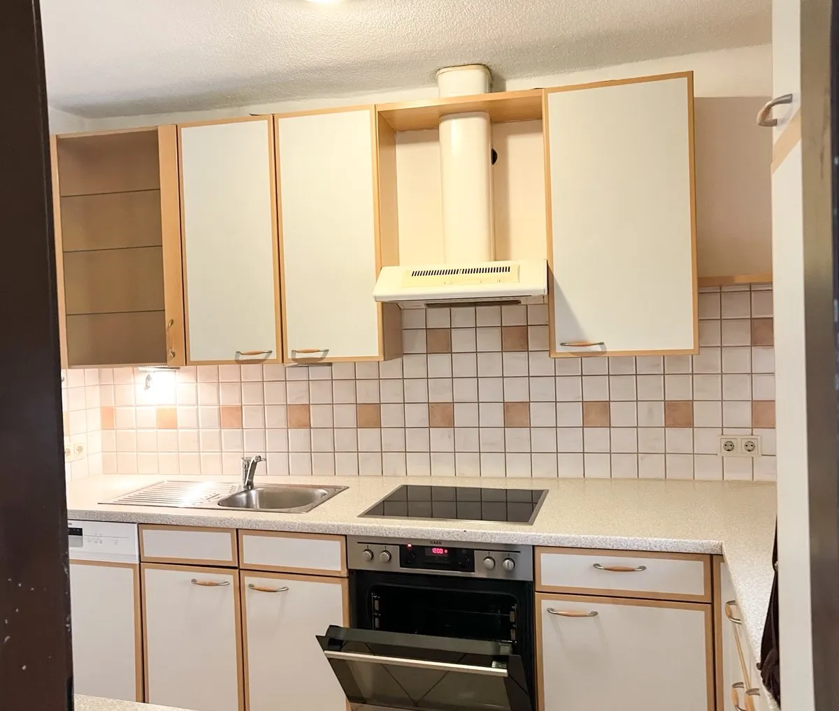 3 Zimmer Wohnung in Wilten Studenten 3er WG geeignet - Widok 2