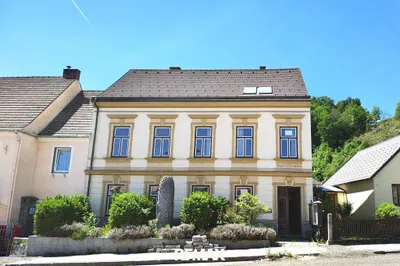 8-Zimmer-Gewerbeimmobilie kaufen in Waidhofen an der Thaya – 185 m², € 125.000 – Bild 2 von 13