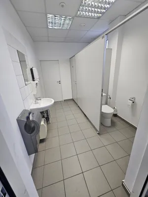 Gewerbeimmobilie mieten in Linz Land – 394 m², € 4.274 – Bild 3 von 12