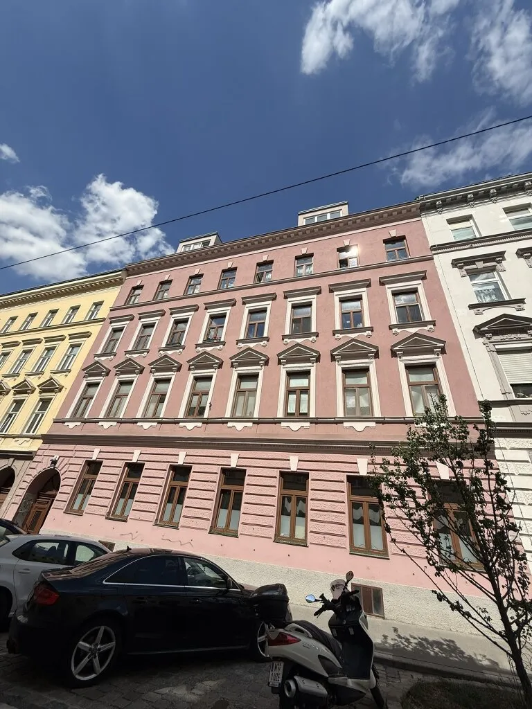 Wunderschöne 4 Zimmer Dachgeschosswohnung mit 42m² Terrasse - UNBEFRISTET - Widok 3