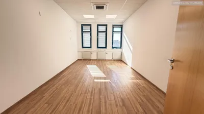 10-Zimmer-Gewerbeimmobilie mieten in Wien – 377 m², € 5.429 – Bild 4 von 26