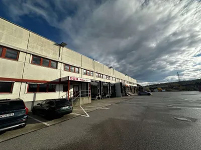 Gewerbeimmobilie mieten in Sankt Pölten Land – 7 400 m², € 4 – Bild 12 von 15