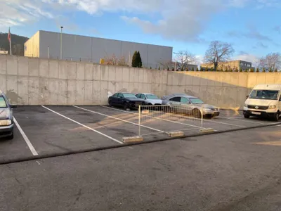 2-Zimmer-Gewerbeimmobilie mieten in Wiener Neustadt Land – 72 m², € 975 – Bild 3 von 9