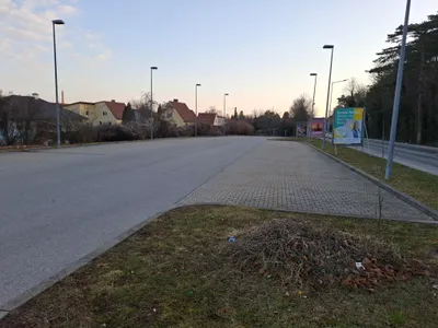 Immobilie mieten in Neunkirchen – 1 780 m², € 10 – Bild 2 von 5