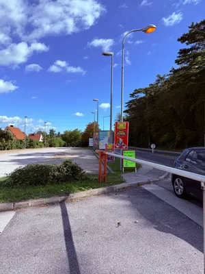 Immobilie mieten in Neunkirchen – 1 780 m², € 10 – Bild 3 von 5