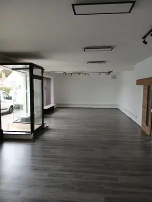 3-Zimmer-Gewerbeimmobilie mieten in Eisenstadt - Umgebung – 100 m², € 1.200 – Bild 3 von 8