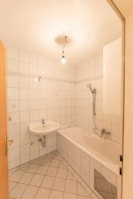 2-Zimmer-Wohnung mieten in Ried im Innkreis – 39 m², € 595 – Bild 6 von 8