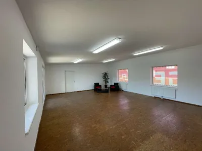 Gewerbeimmobilie mieten in Rohrbach – 2 000 m², € 1.234 – Bild 9 von 15