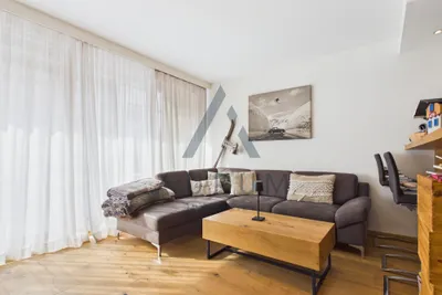 4-Zimmer-Haus mieten in Kitzbühel – 135 m², € 2.970 – Bild 2 von 12