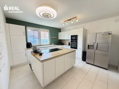 6-Zimmer-Haus kaufen in Bruck an der Leitha – 500 m², € 469.000 – Bild 2 von 12