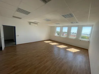 3-Zimmer-Gewerbeimmobilie mieten in Mödling – 108 m², € 1.380 – Bild 3 von 8