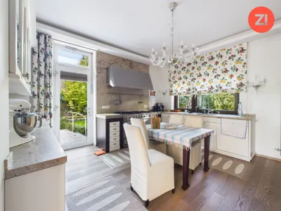 5-Zimmer-Haus mieten in Linz – 233,92 m², € 5.204 – Bild 4 von 44