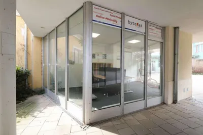 2-Zimmer-Gewerbeimmobilie mieten in Baden – 57 m², € 831 – Bild 9 von 12