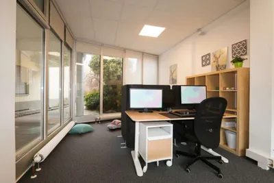 2-Zimmer-Gewerbeimmobilie mieten in Baden – 57 m², € 831 – Bild 5 von 12