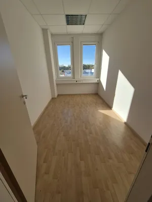 3-Zimmer-Gewerbeimmobilie mieten in Baden – 75 m², € 893 – Bild 6 von 10