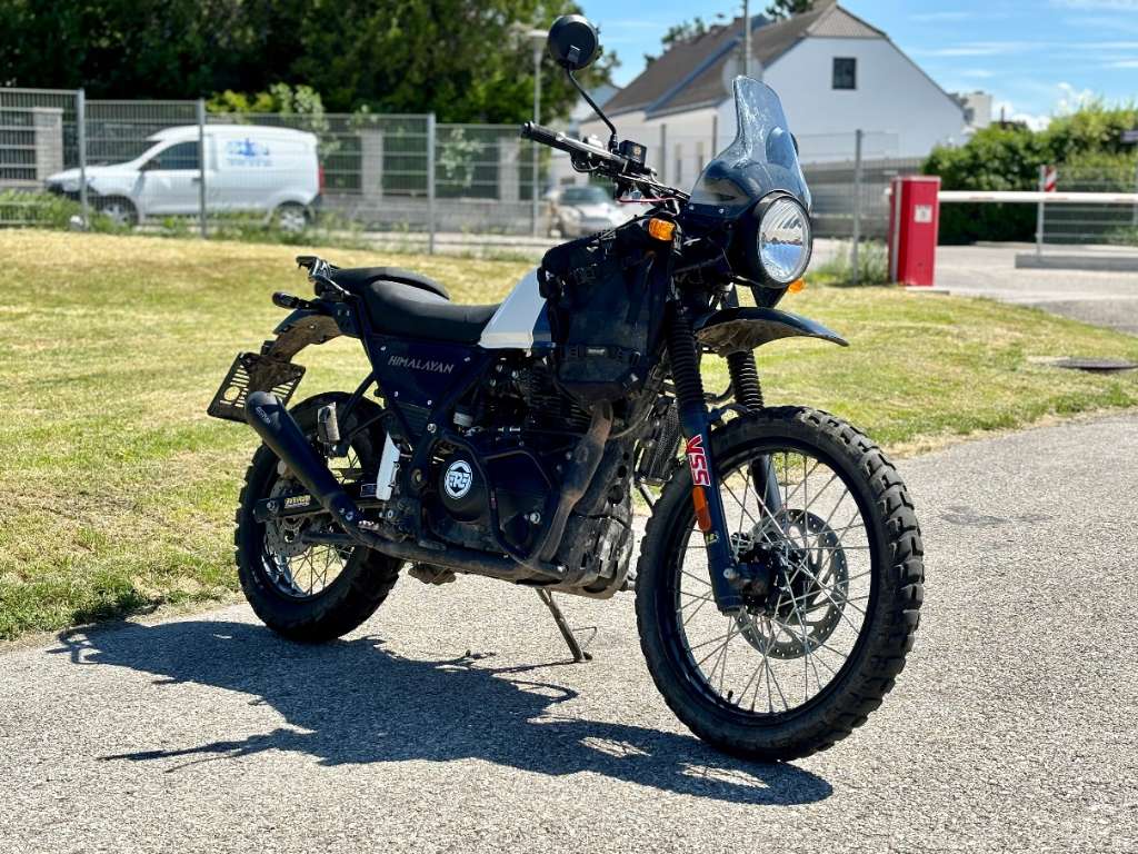 Royal Enfield Himalayan 411 Enduro