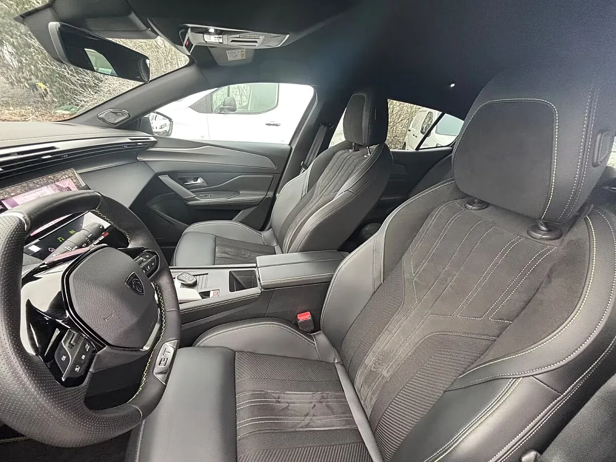 Peugeot 408 1.2 Puretech 130 GT (EURO 6d) – Bild 13