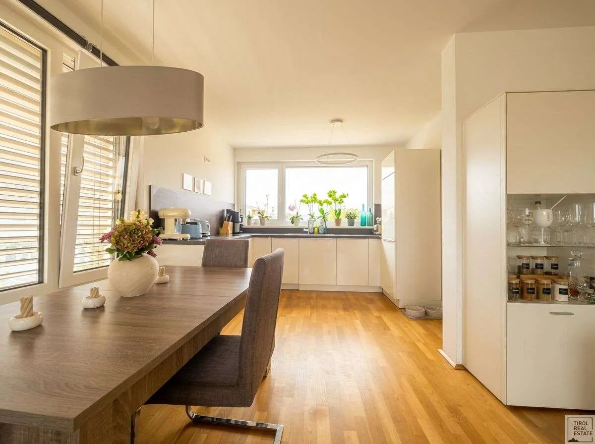 Sonnige 2-Zimmer-Maisonette | Zwei Balkone | Top-Lage Innsbruck-Neu-Arzl – pohled 2