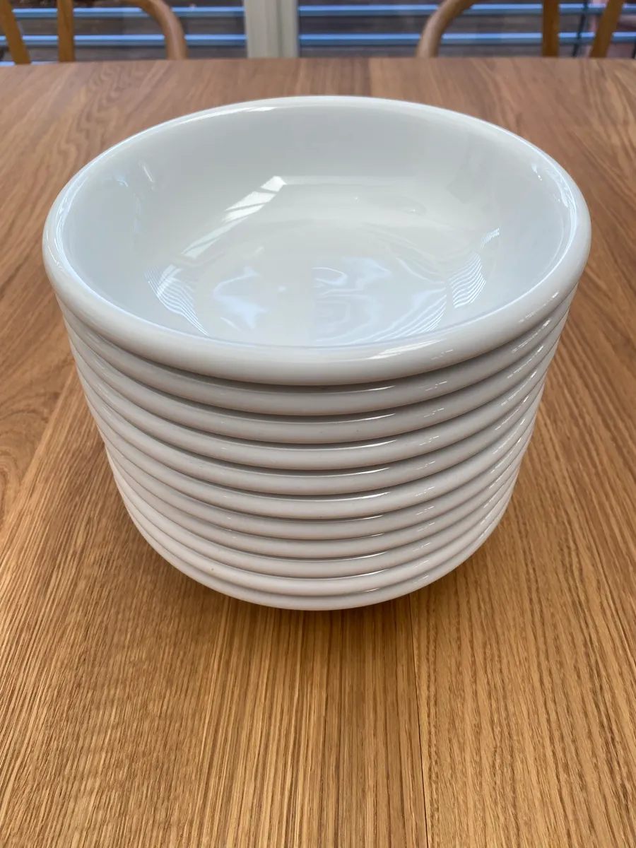 11 Neue Ikea Pastateller zu verschenken, € 0,- (6837 Weiler)