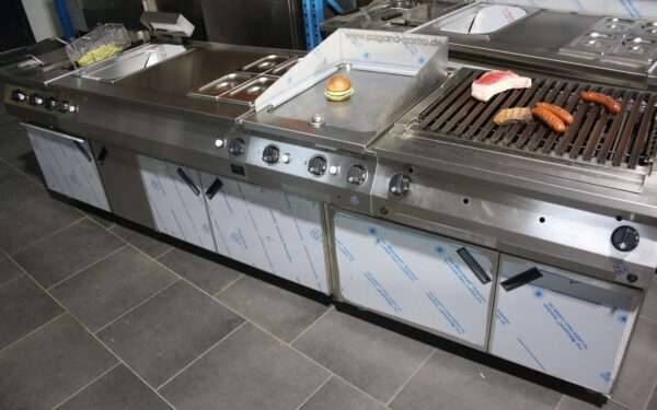 !! Versand kostenlos !! Imbissanlage MKN Counter SL mit Lavasteingrill 300 cm