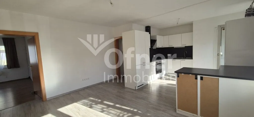 Familienfreundliche 4-Zimmer-Wohnung - Koffer packen und direkt einziehen - Ansicht 2