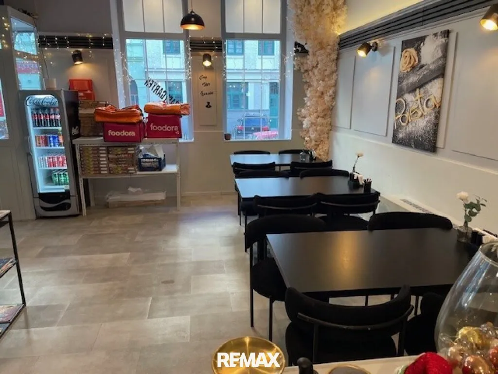 Modernes Restaurant - preisgünstig - Ansicht 3