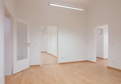 11-Zimmer-Gewerbeimmobilie mieten in Wien – 223 m², € 9 – Bild 4 von 26