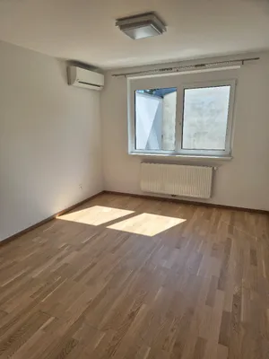 2-Zimmer-Wohnung mieten in Baden – 50 m², € 960 – Bild 1 von 10