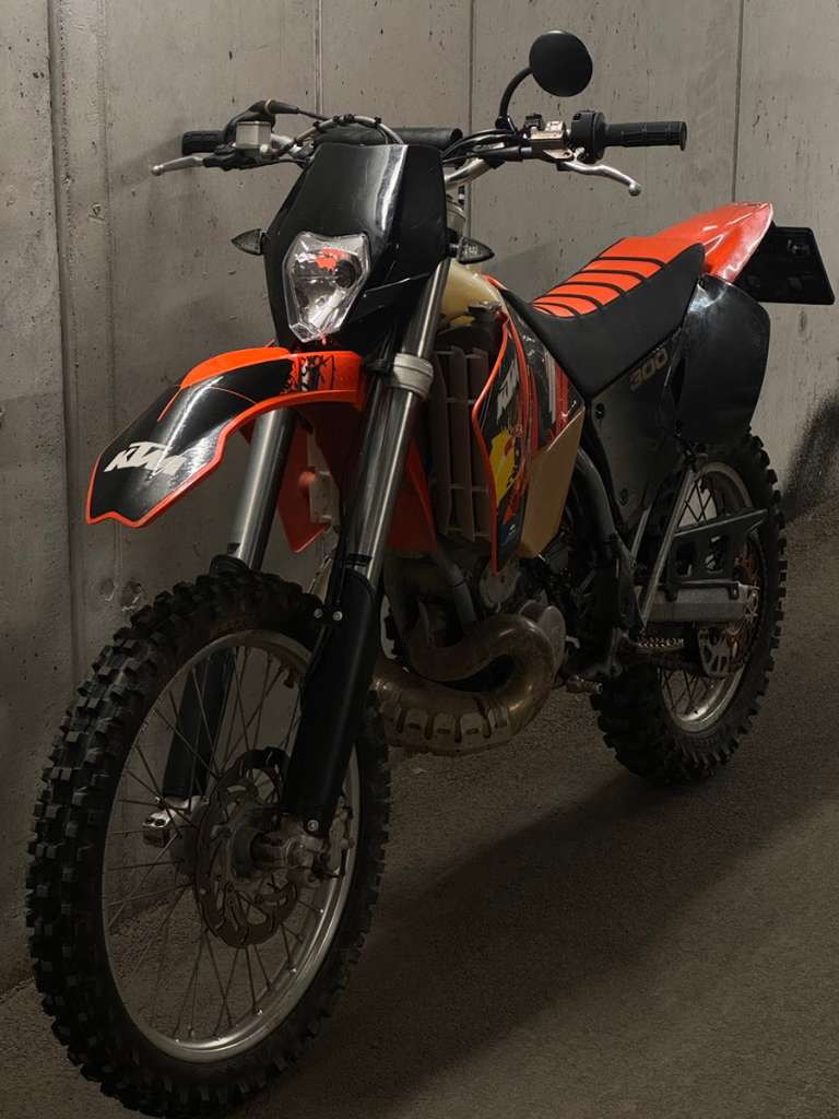 KTM EXC 300 - Zweitbesitz - Vieles Neu! Enduro