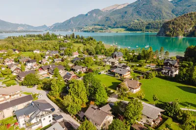9-Zimmer-Haus kaufen in Salzburg-Umgebung – 250,26 m², € 1.680.000 – Bild 2 von 11