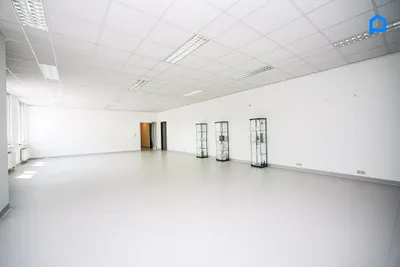 10-Zimmer-Gewerbeimmobilie mieten in Wien – 545 m², € 6.813 – Bild 9 von 30