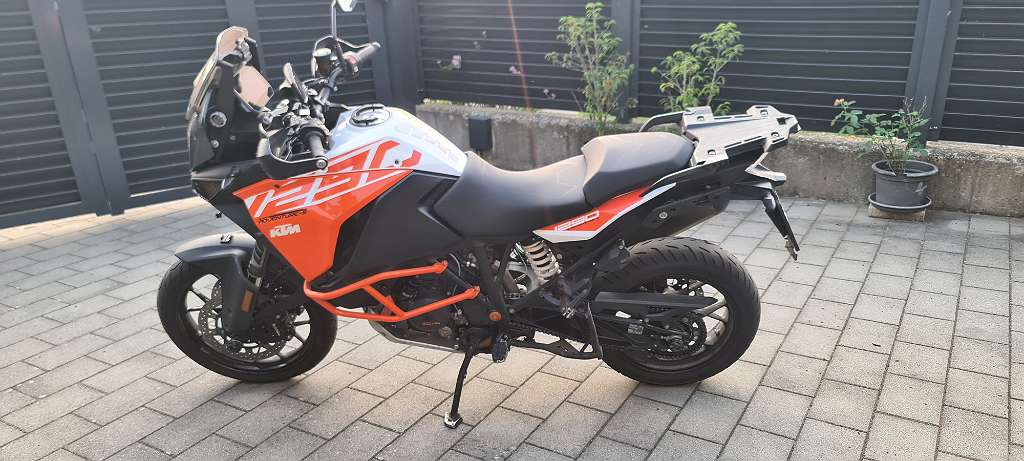 KTM 1290 Super Adventure S Tourer