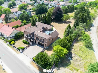 8-Zimmer-Gewerbeimmobilie kaufen in Gänserndorf – 307 m², € 790.000 – Bild 25 von 32