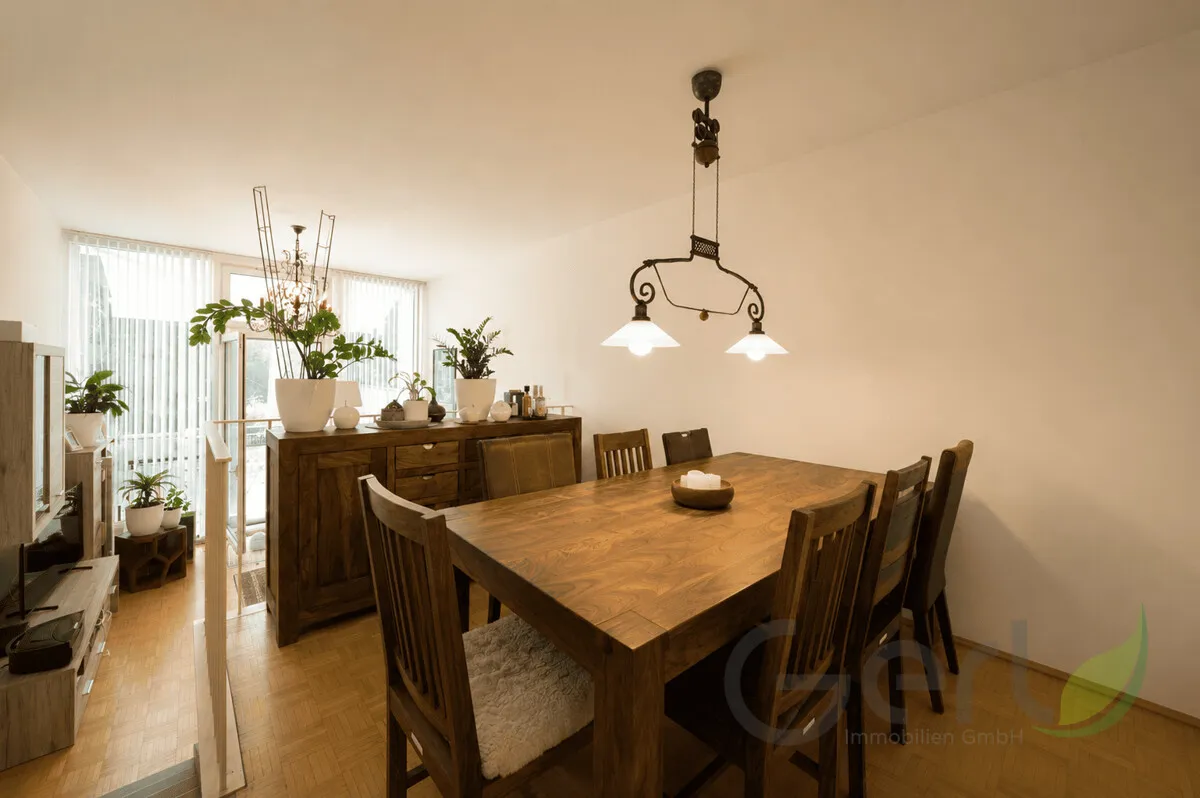 Stilvolle 3-Zimmer-Wohnung mit sonnigem Garten in Herrnau - Ansicht 2